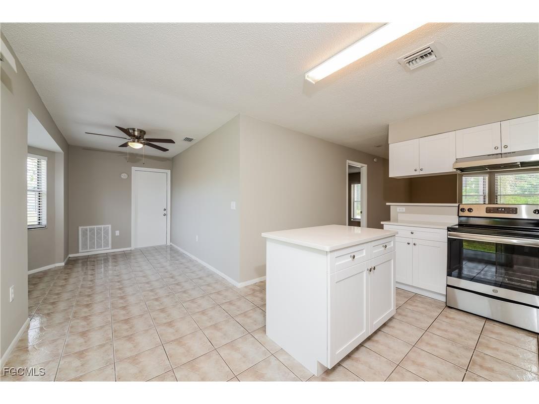 3286 Papaya Road Venice FL 34293 2025021220 image5