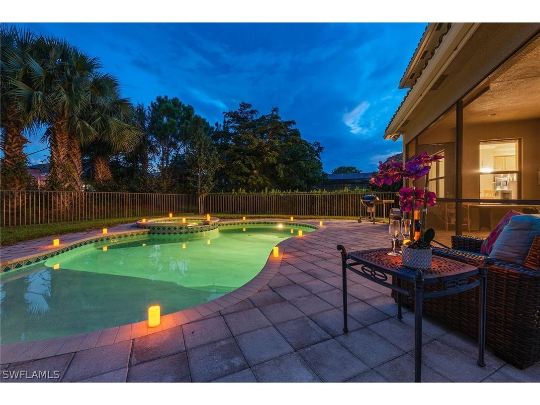 3286 Tahoe Court Naples FL 34119 222085465 image1