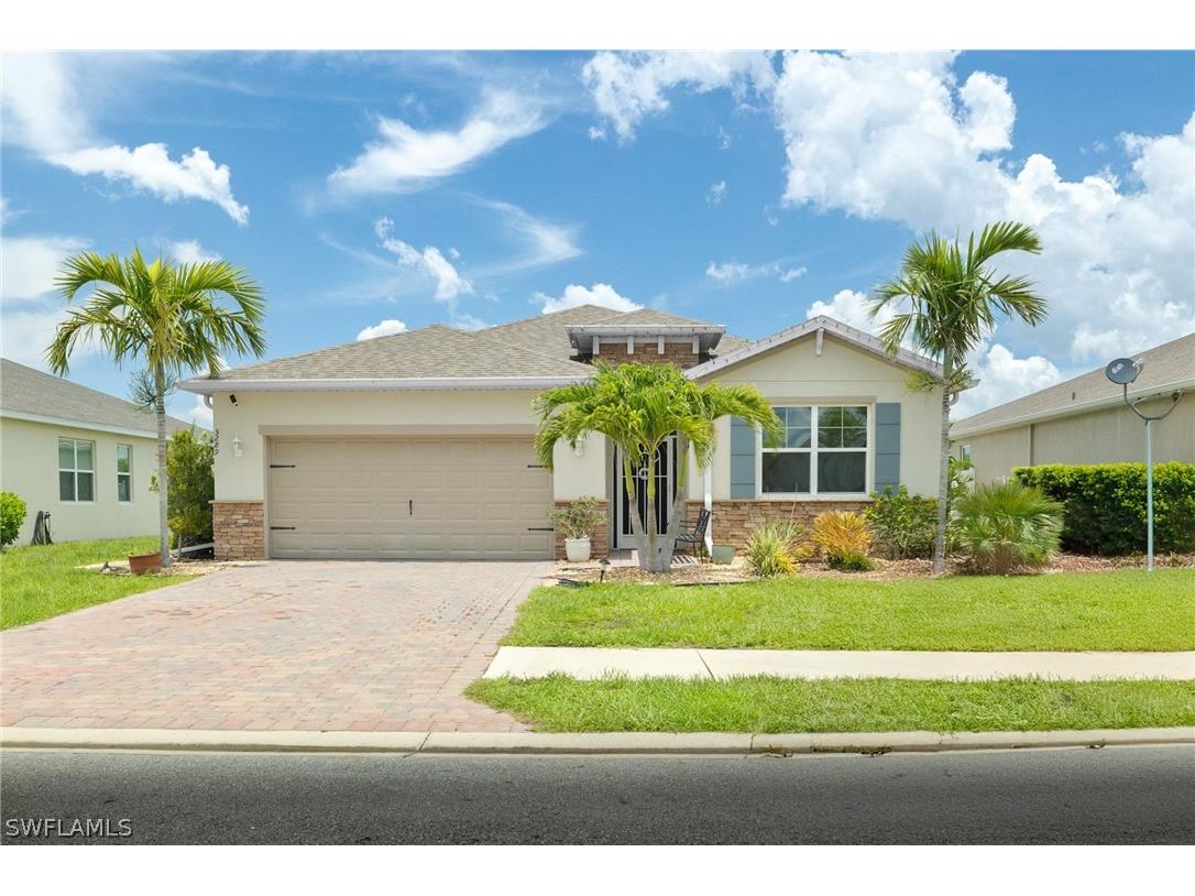 3289 Baravaldo Circle Cape Coral FL 33909 226009589 image2