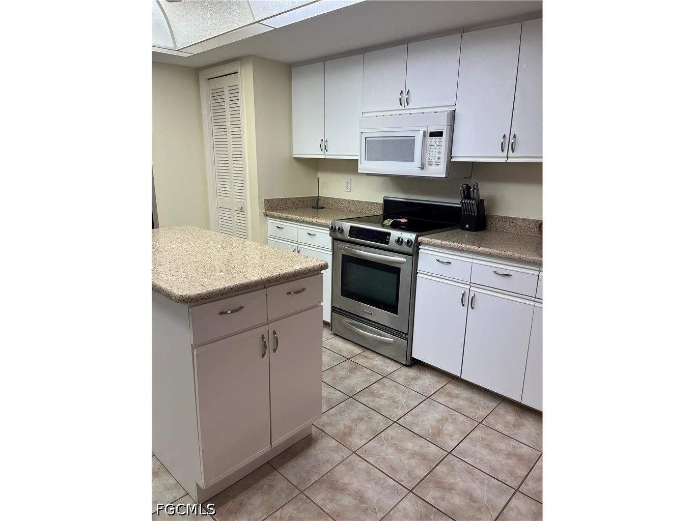 3289 Clubview Drive North Fort Myers FL 33917 2026024031 image20