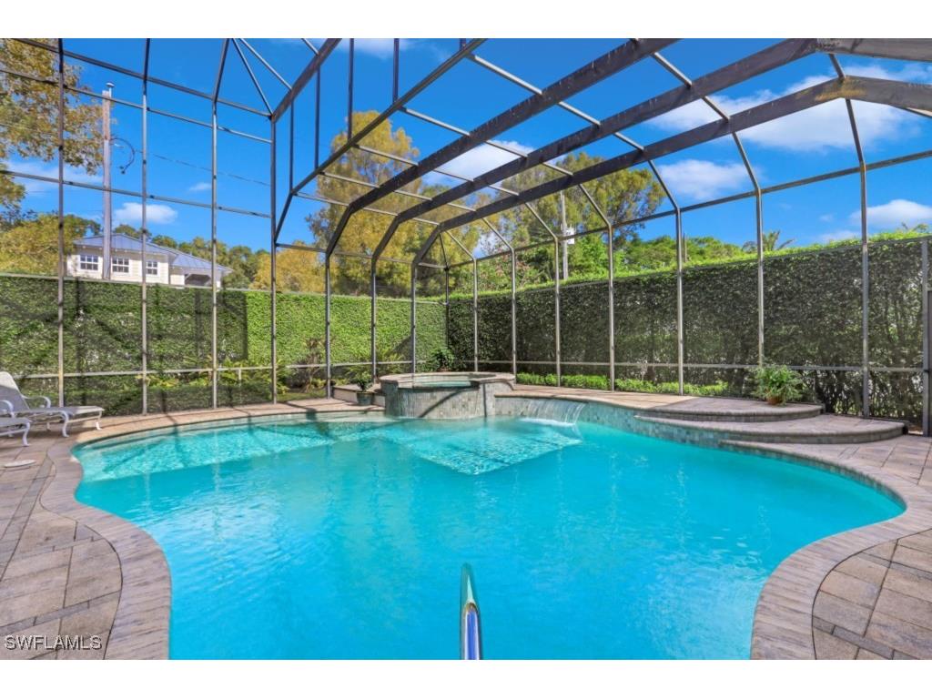  Naples FL 34102 226005363 image2