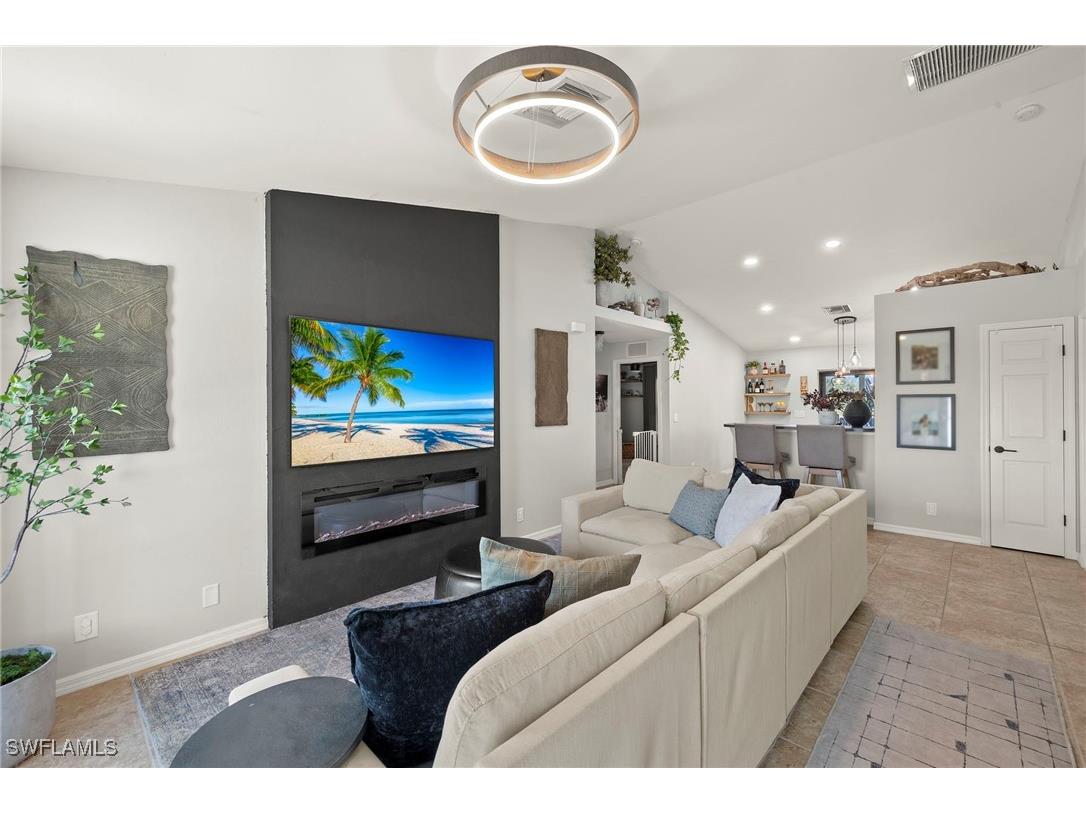 329 NE 27th Street Cape Coral FL 33909 2025001403 image6