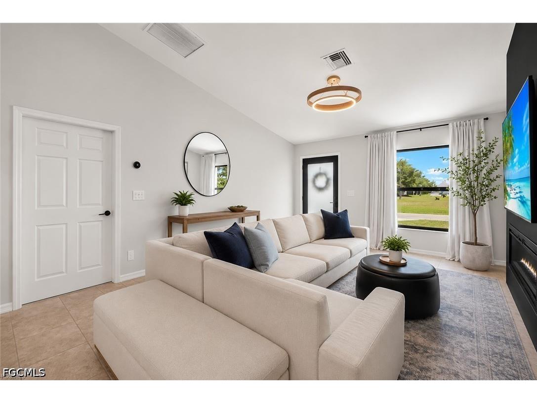 329 NE 27th Street Cape Coral FL 33909 2026026843 image2
