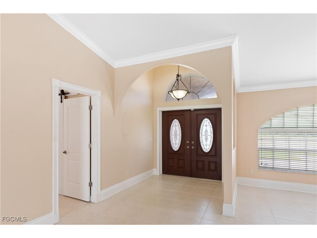 329 NE 9th Street Cape Coral FL 33909 2025002414 image10