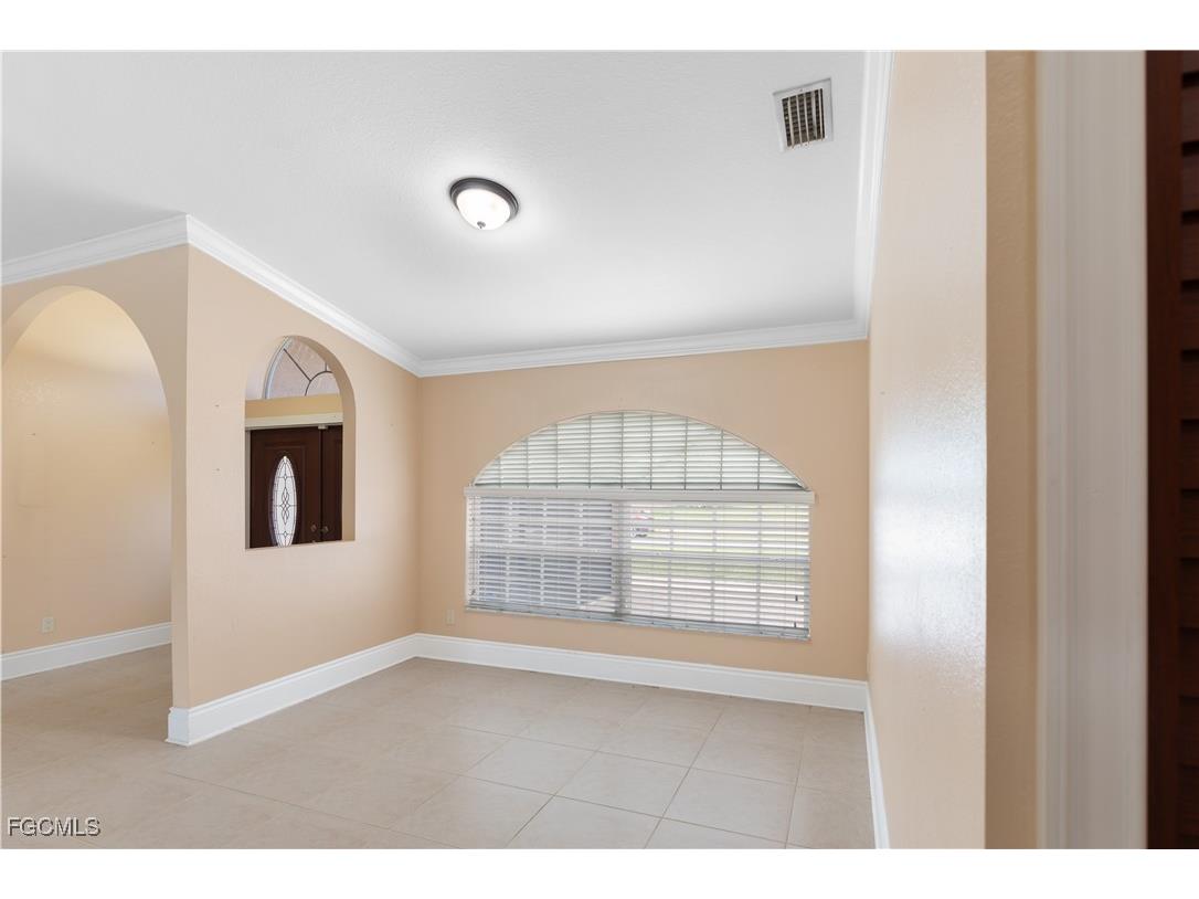 329 NE 9th Street Cape Coral FL 33909 2025002414 image12