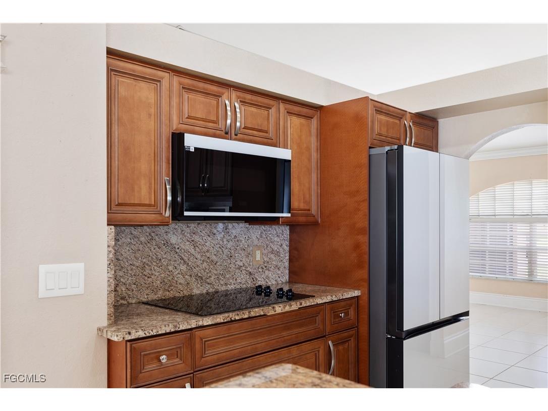 329 NE 9th Street Cape Coral FL 33909 2025002414 image15