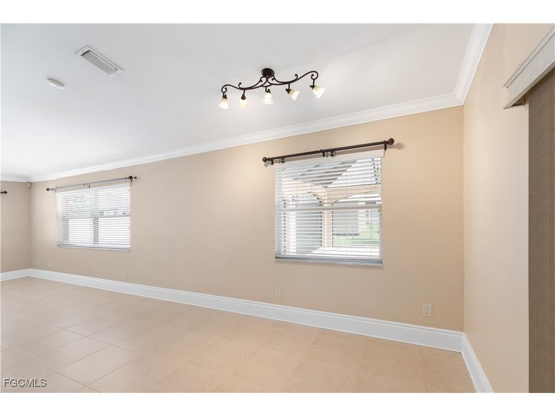 329 NE 9th Street Cape Coral FL 33909 2025002414 image16