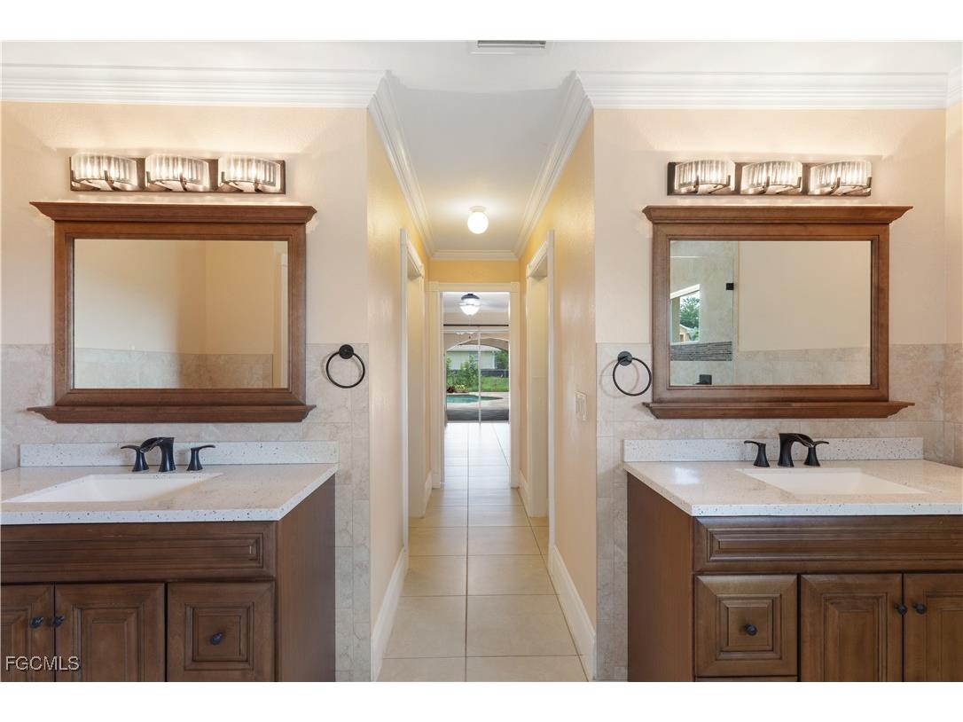 329 NE 9th Street Cape Coral FL 33909 2025002414 image26