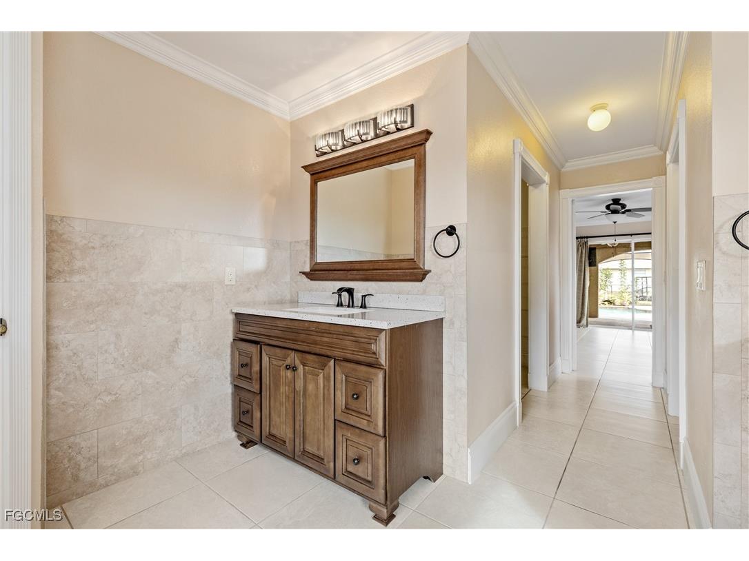 329 NE 9th Street Cape Coral FL 33909 2026004094 image13