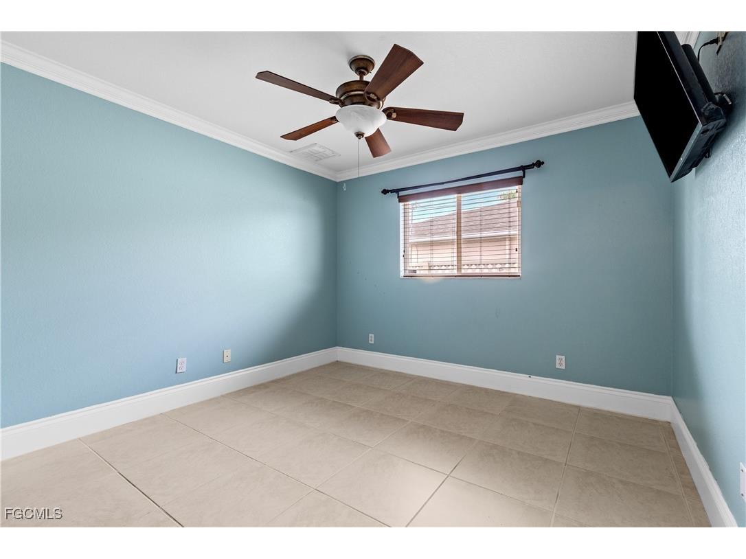 329 NE 9th Street Cape Coral FL 33909 2026004094 image16