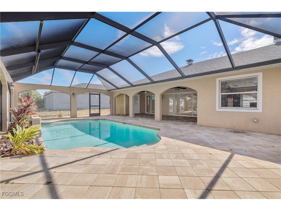 329 NE 9th Street Cape Coral FL 33909 2026004094 image19