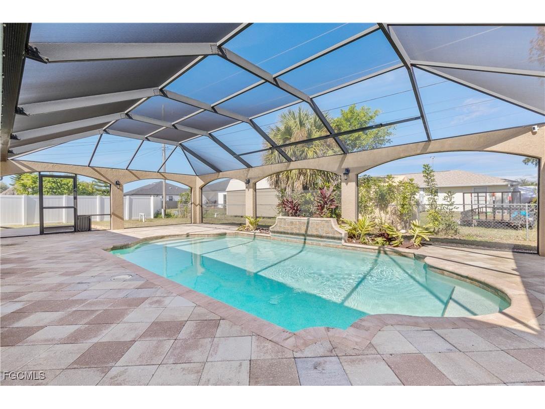 329 NE 9th Street Cape Coral FL 33909 2026004094 image24