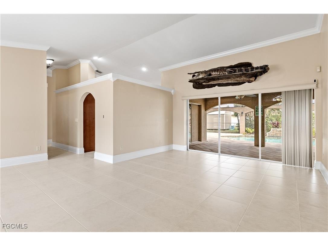 329 NE 9th Street Cape Coral FL 33909 2026004094 image38