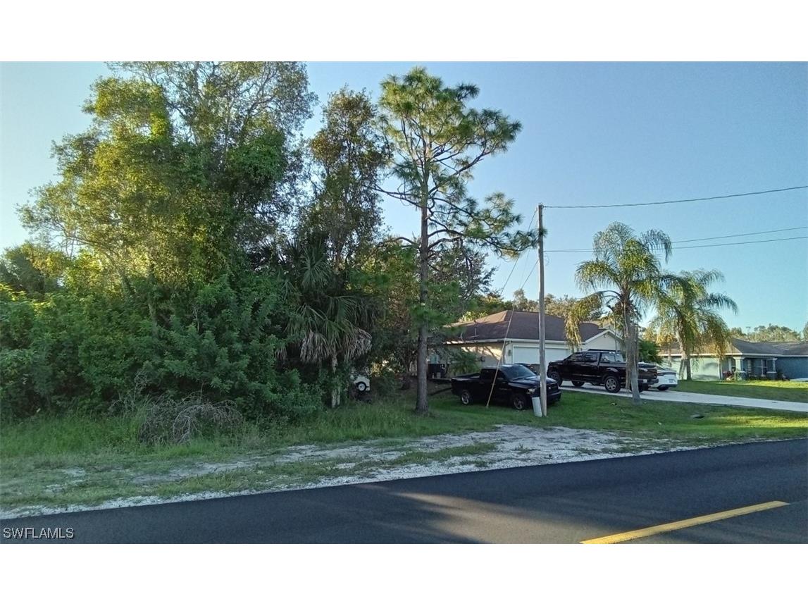 329 Parkdale Boulevard Lehigh Acres FL 33974 224004223 image1