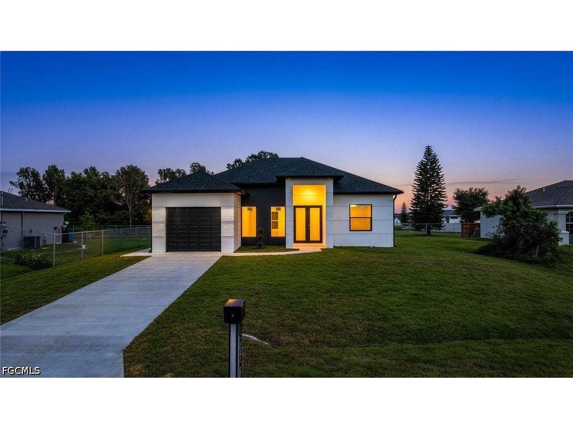 329 Ranier Avenue Lehigh Acres FL 33974 2026004933 image1