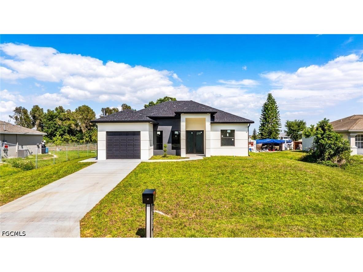 329 Ranier Avenue Lehigh Acres FL 33974 2026004933 image3