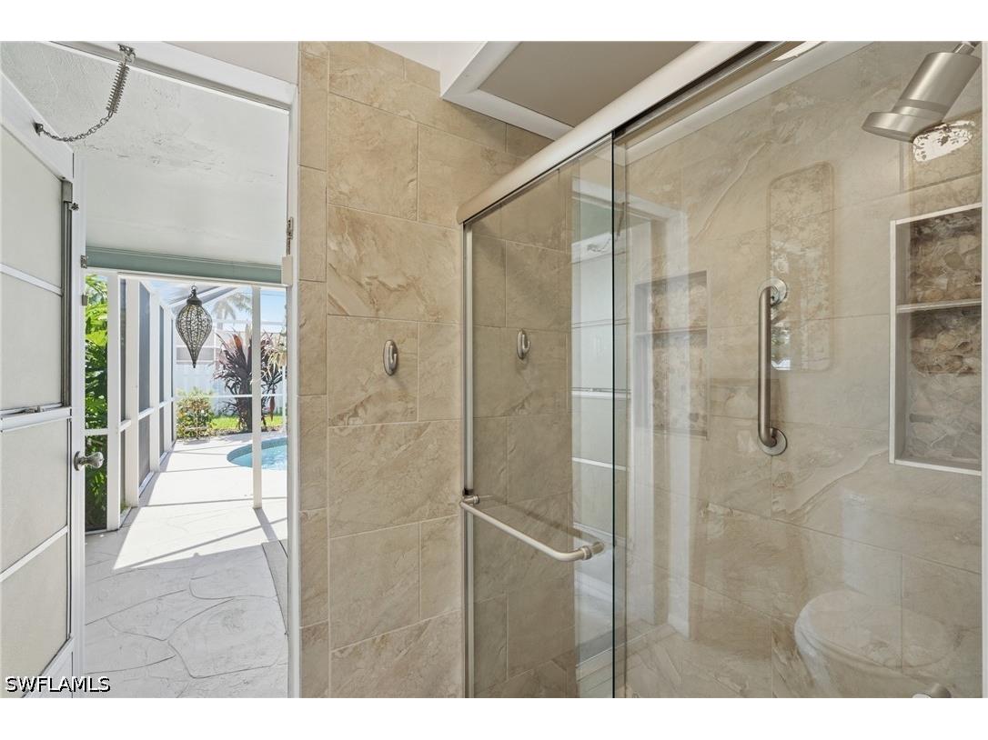 329 SE 16th Place Cape Coral FL 33990 226023460 image10
