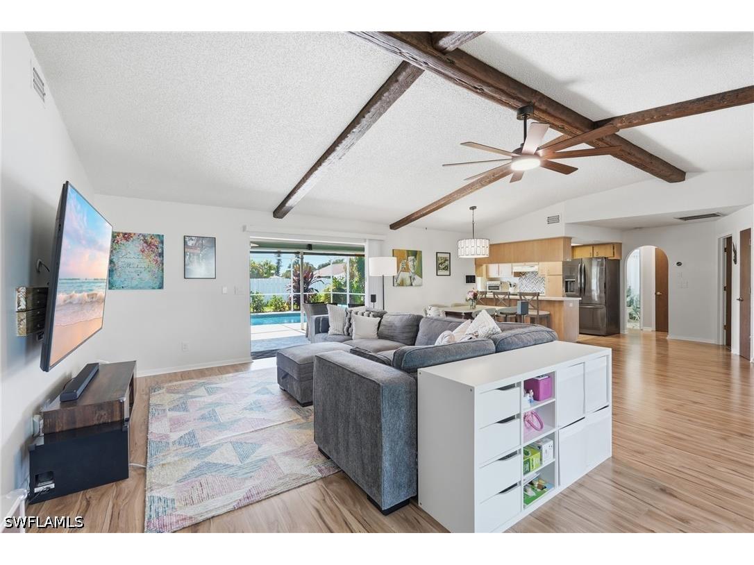 329 SE 16th Place Cape Coral FL 33990 226023460 image4