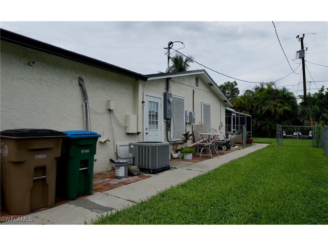 329 SE 47th Terrace Cape Coral FL 33904 225069871 image3