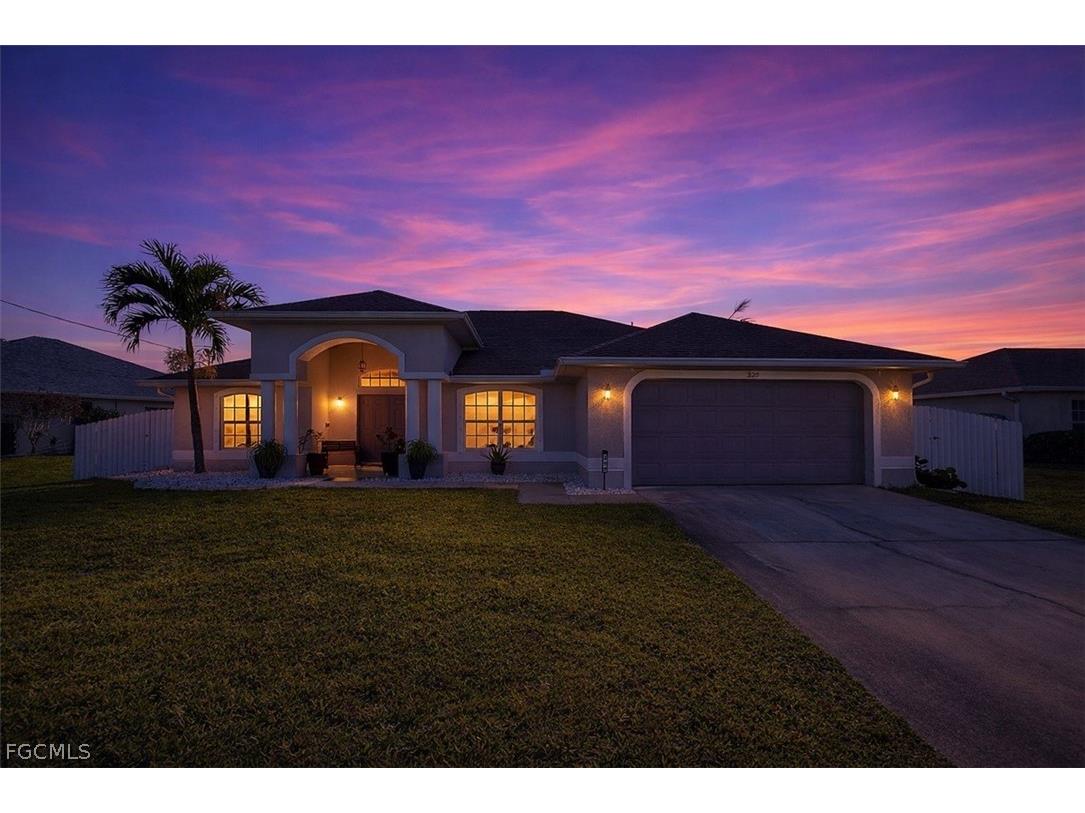 329 SW 30th Avenue Cape Coral FL 33991 2026012328 image1