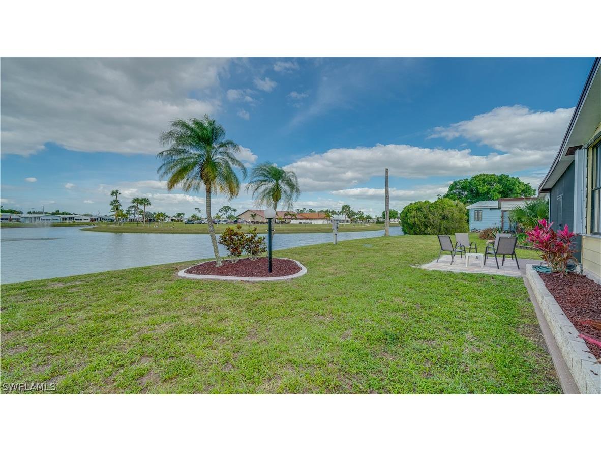 329 Sunshine Avenue North Fort Myers FL 33903 224021504 image1