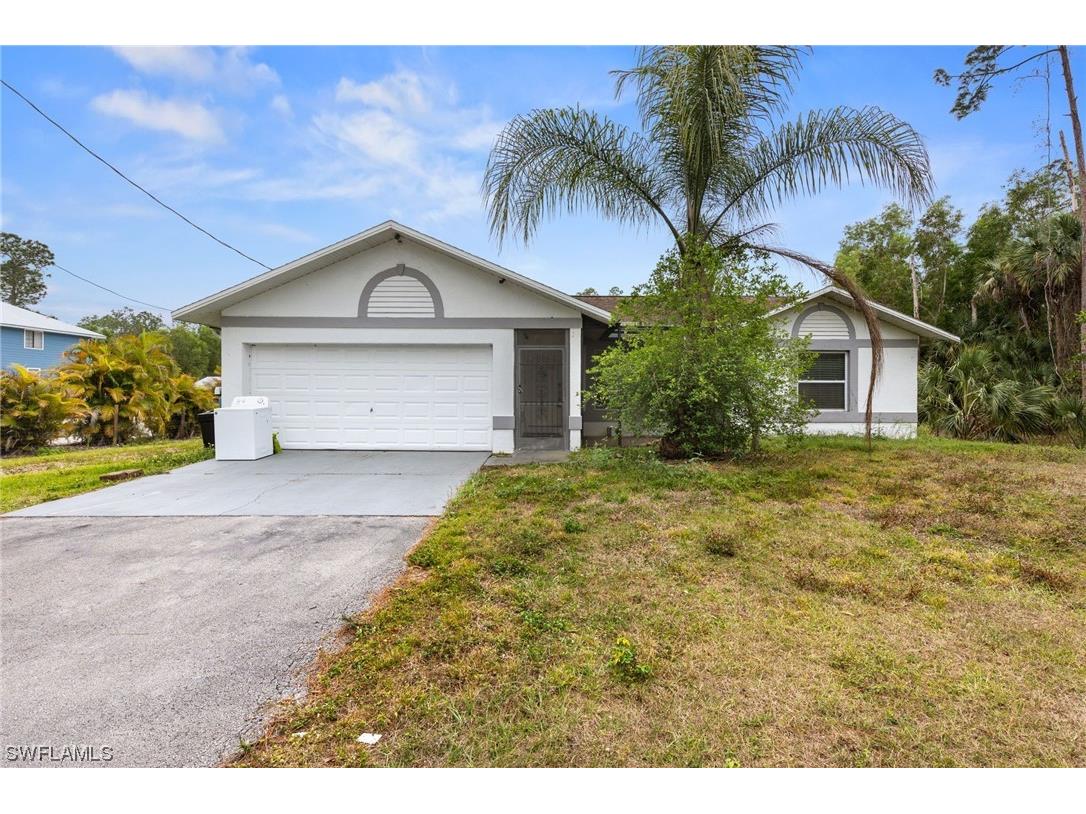 3290 4th Avenue SE Naples FL 34117 223013692 image1