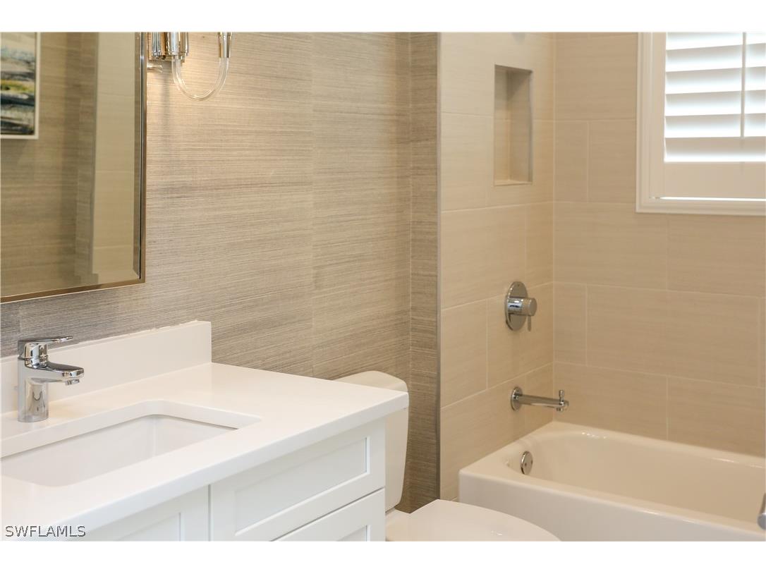 3290 Dorado Lane #1-102 Naples FL 34114 226011299 image8