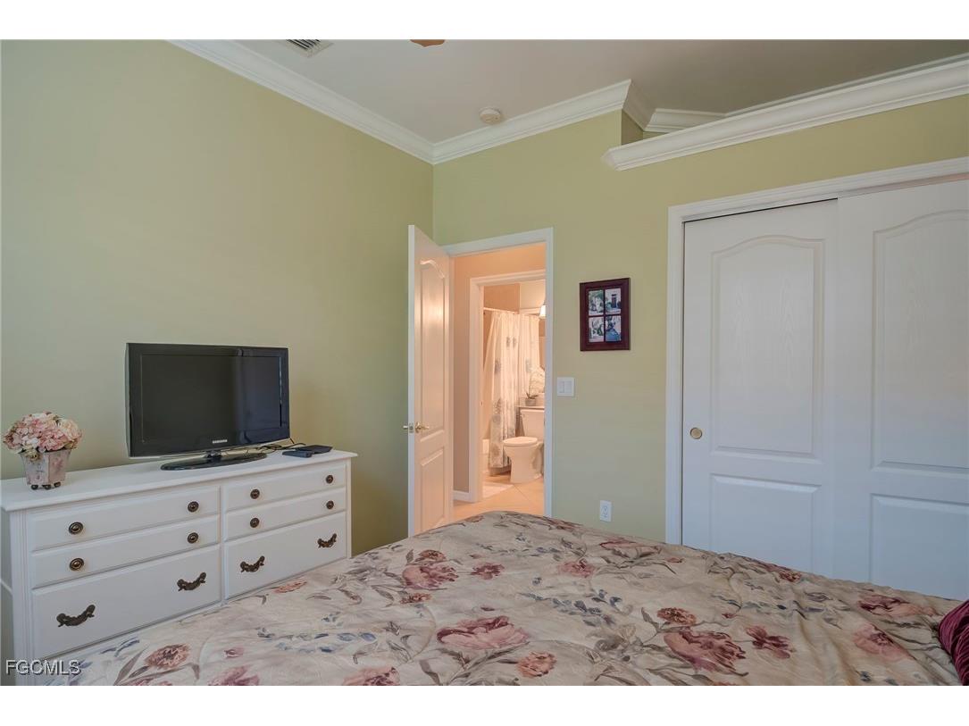 3290 Midship Drive North Fort Myers FL 33903 2025020684 image20