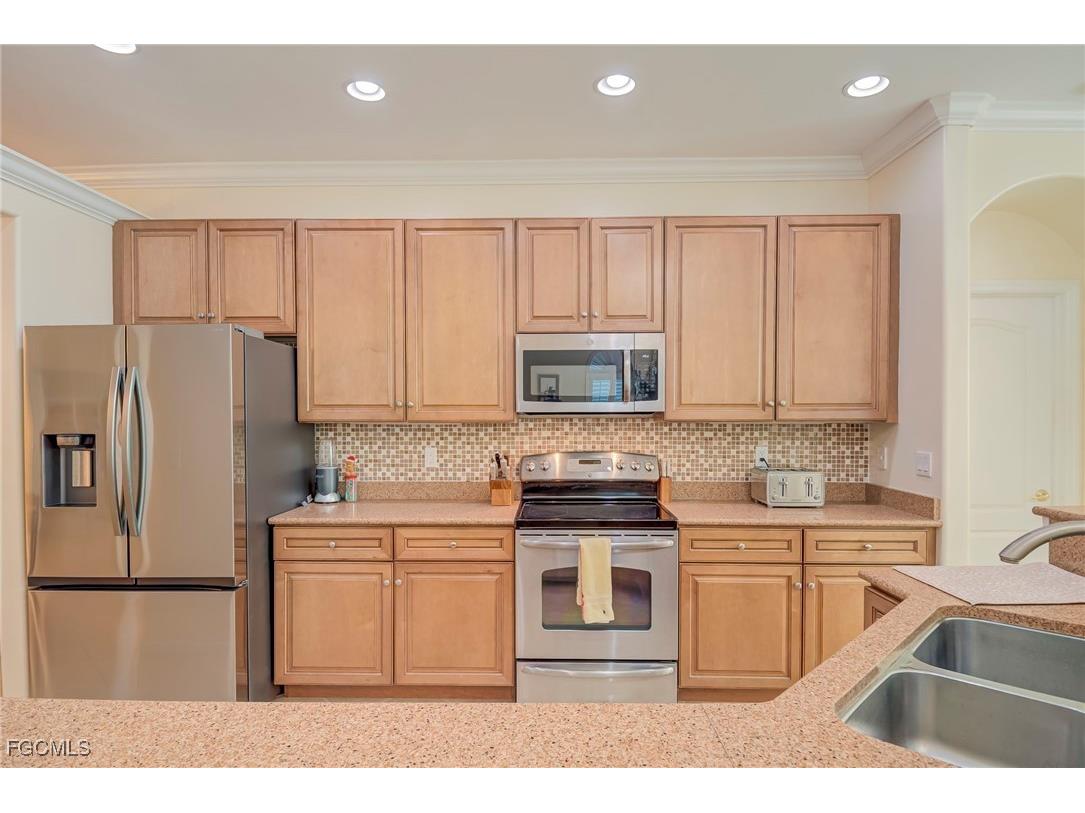 3290 Midship Drive North Fort Myers FL 33903 2025020684 image7