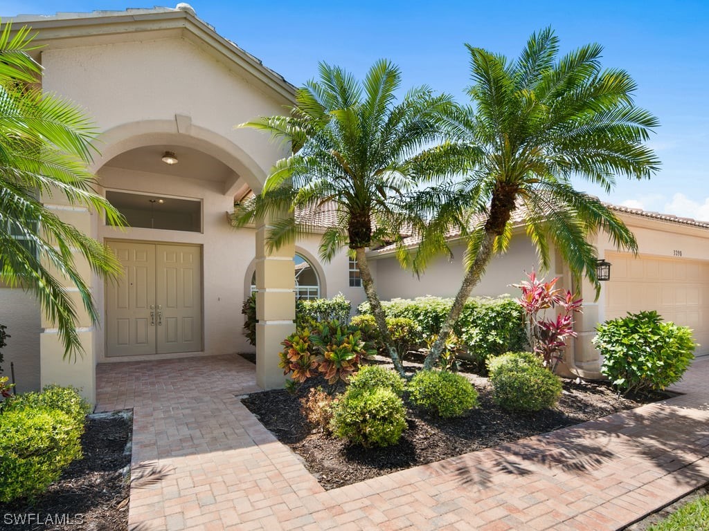 3290 Potomac Court Naples FL 34120 223029398 image1