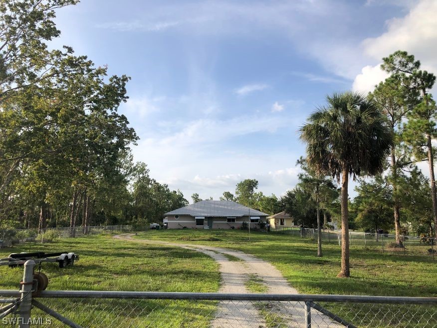 3295 5th Avenue NW Naples FL 34120 223049945 image1