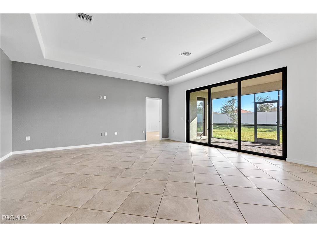 3296 Altimira Drive Fort Myers FL 33905 2025017196 image12