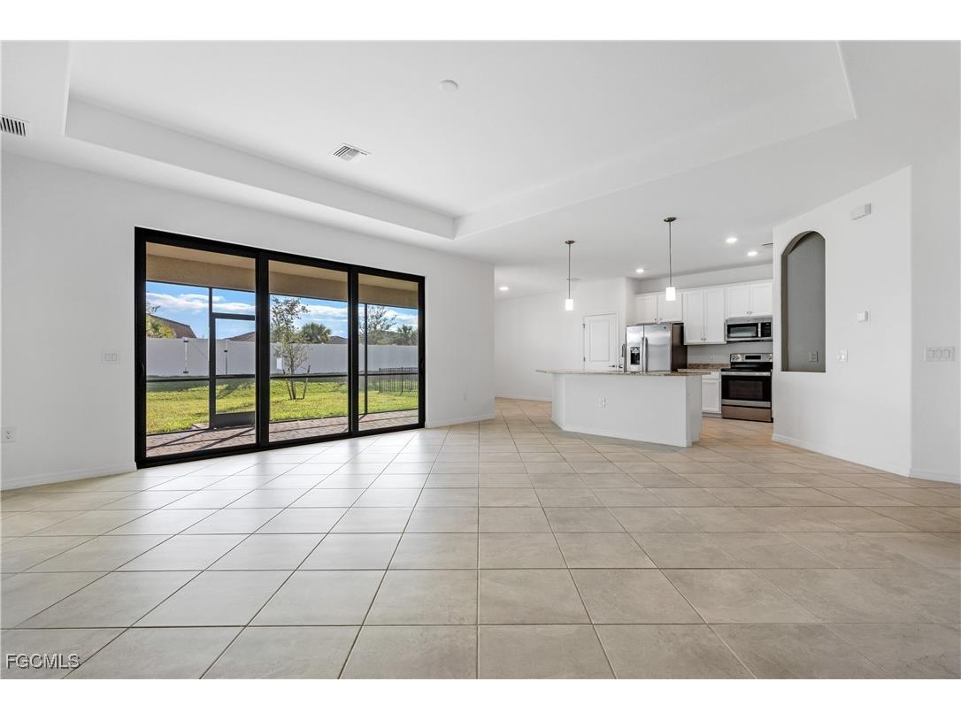 3296 Altimira Drive Fort Myers FL 33905 2025017196 image19