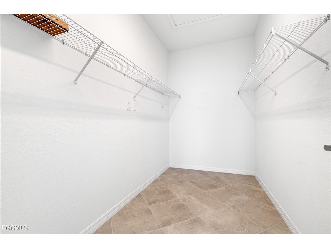 3296 Altimira Drive Fort Myers FL 33905 2025017196 image25