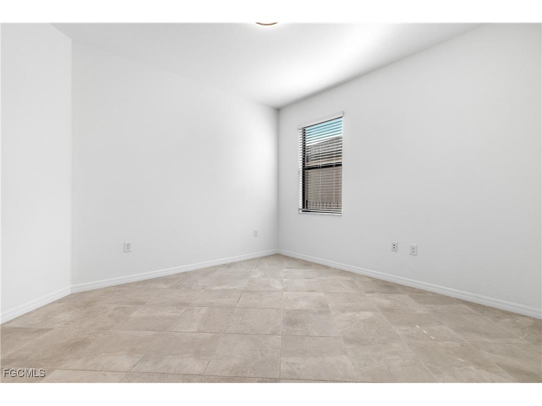 3296 Altimira Drive Fort Myers FL 33905 2025017196 image29
