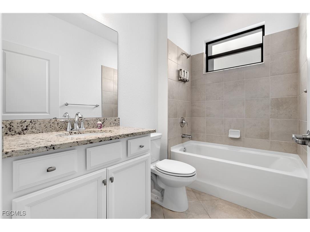 3296 Altimira Drive Fort Myers FL 33905 2025017196 image32