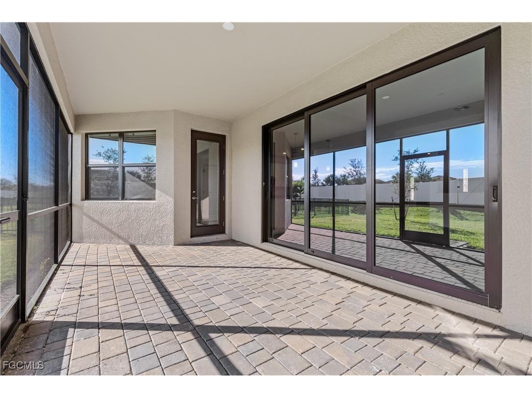 3296 Altimira Drive Fort Myers FL 33905 2025017196 image33