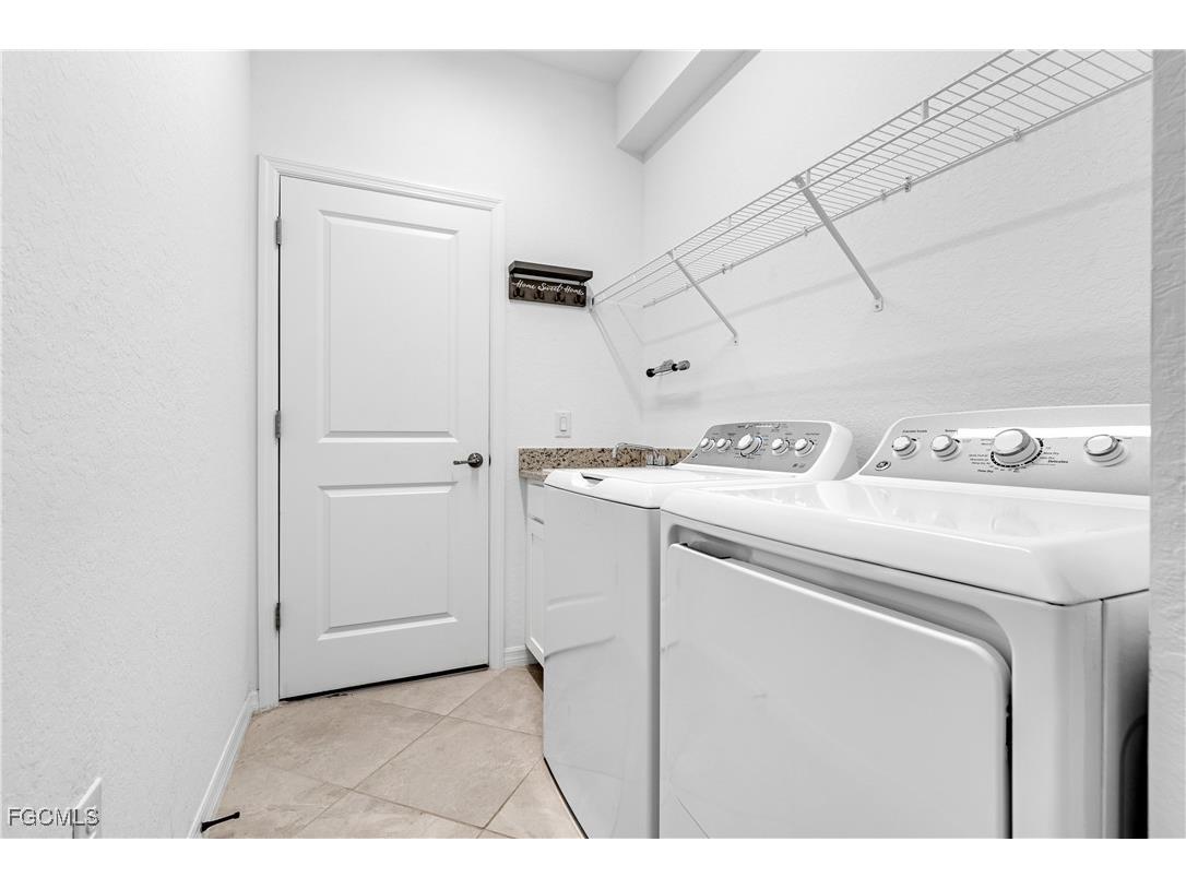 3296 Altimira Drive Fort Myers FL 33905 2025017196 image35