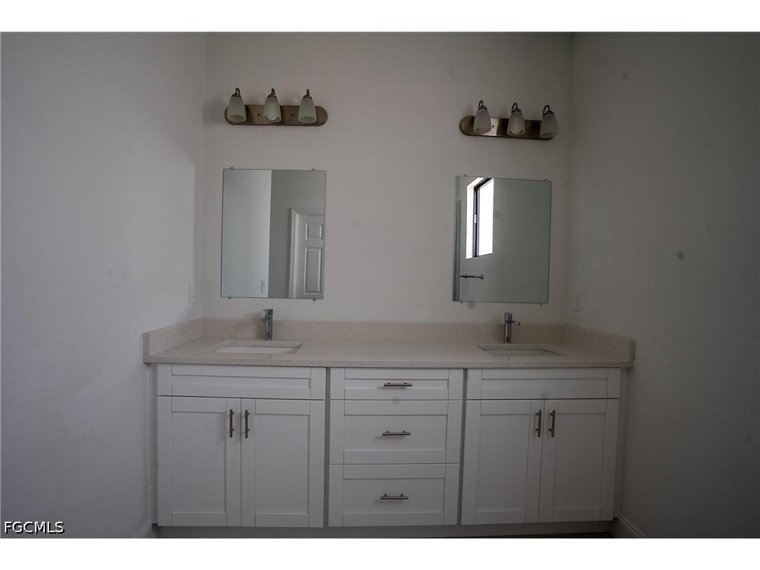 3296 Glencove Street Punta Gorda FL 33980 2026020572 image11