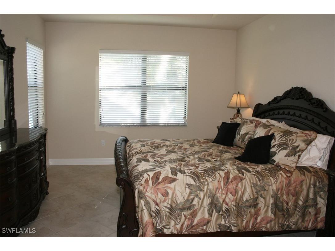 3296 Pacific Drive Naples FL 34119 225055646 image11