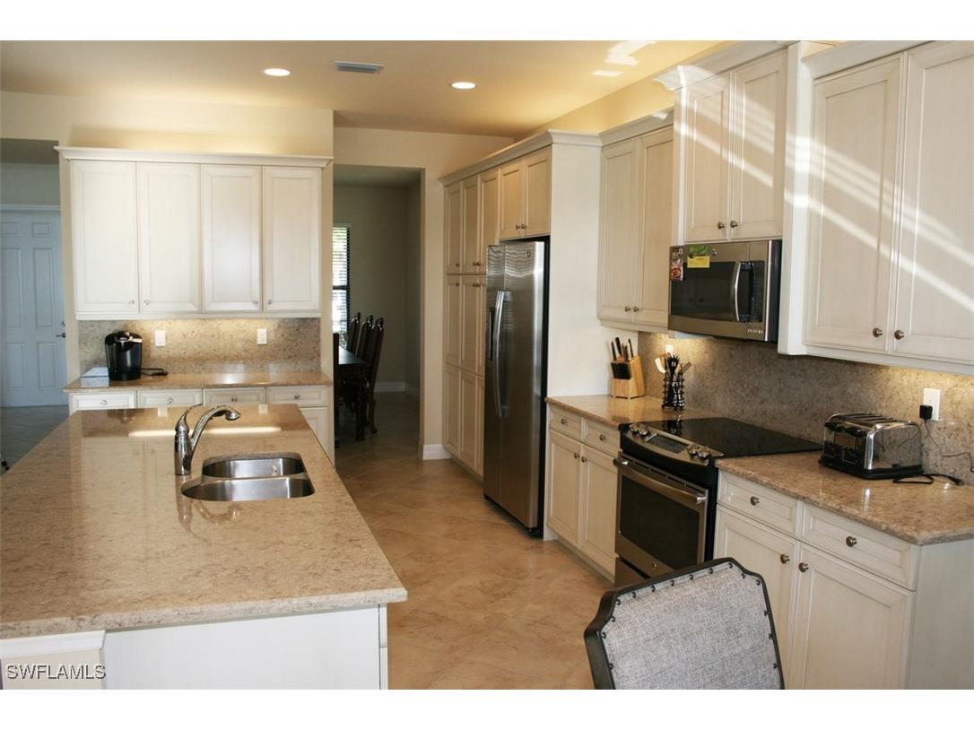 3296 Pacific Drive Naples FL 34119 225055646 image4