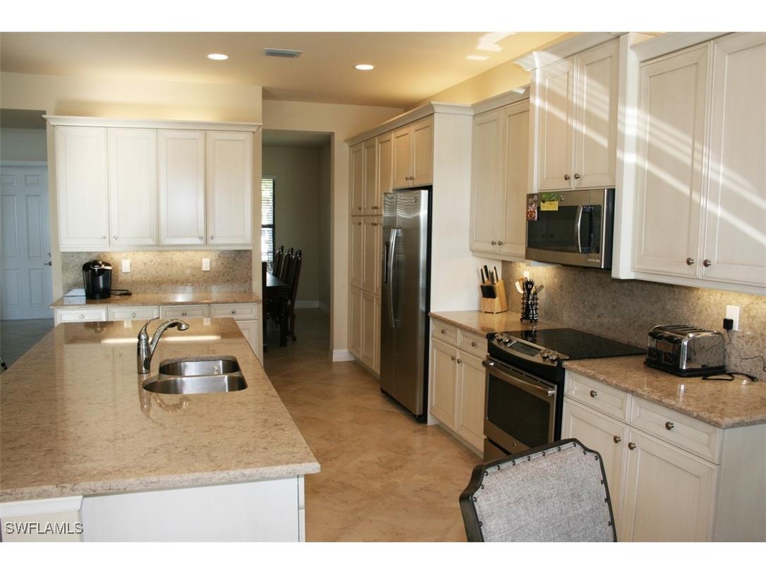 3296 Pacific Drive Naples FL 34119 225065794 image7