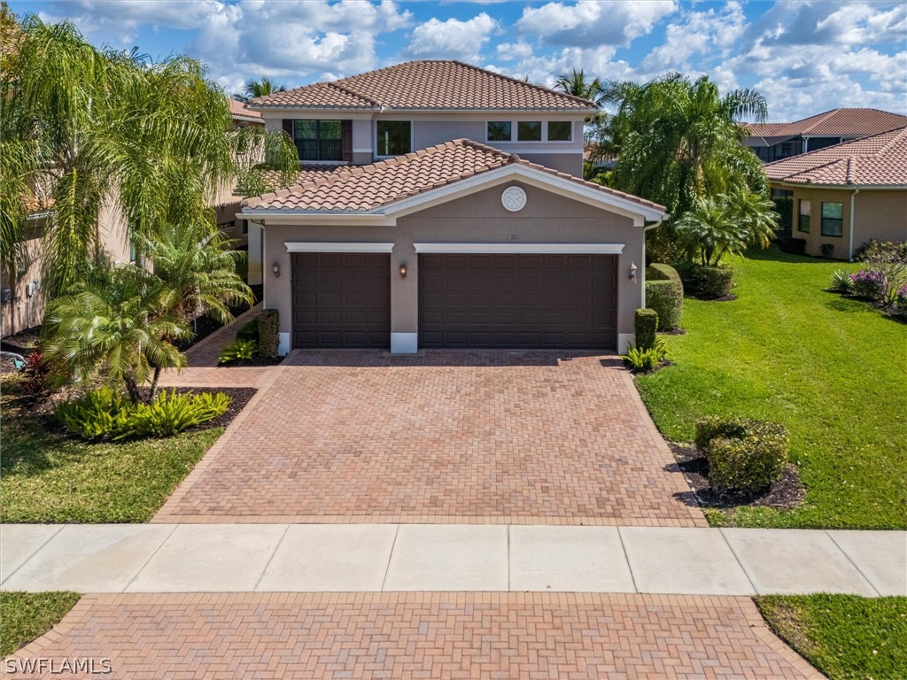 3296 Pacific Drive Naples FL 34119 226008747 image1