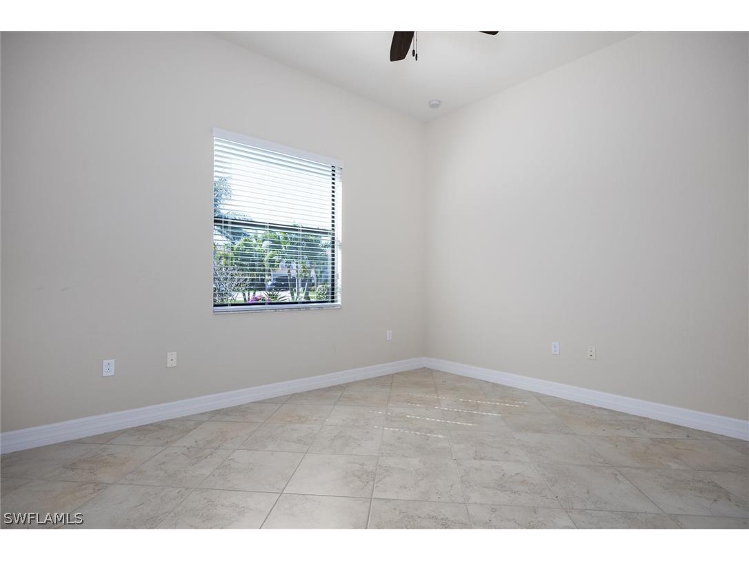 3296 Pacific Drive Naples FL 34119 226008747 image21