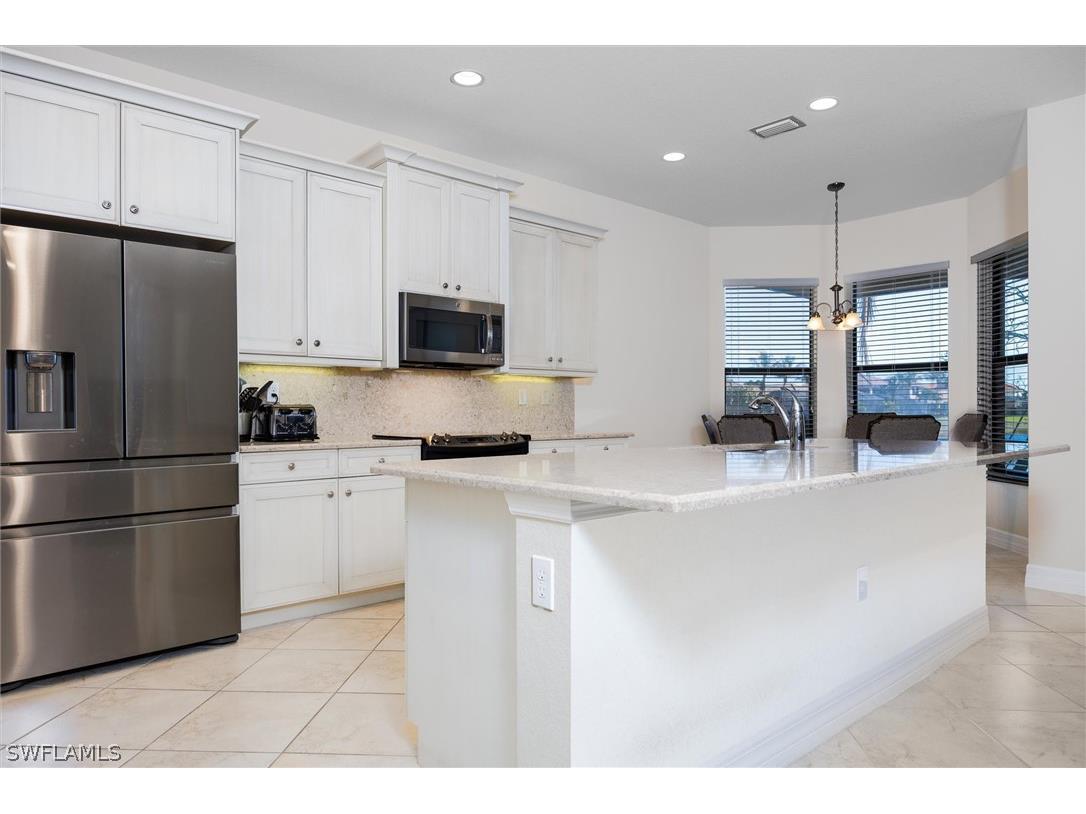 3296 Pacific Drive Naples FL 34119 226008747 image5