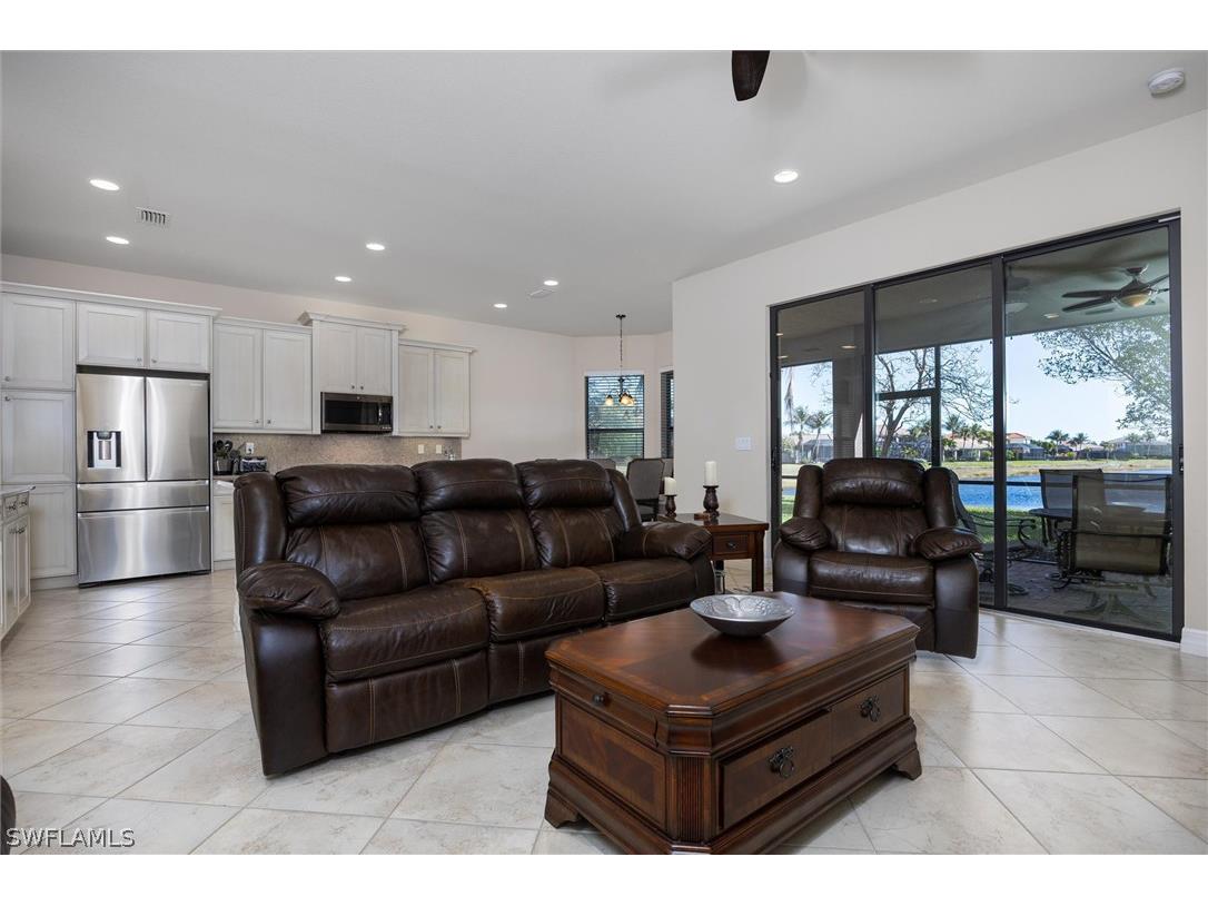3296 Pacific Drive Naples FL 34119 226008747 image8