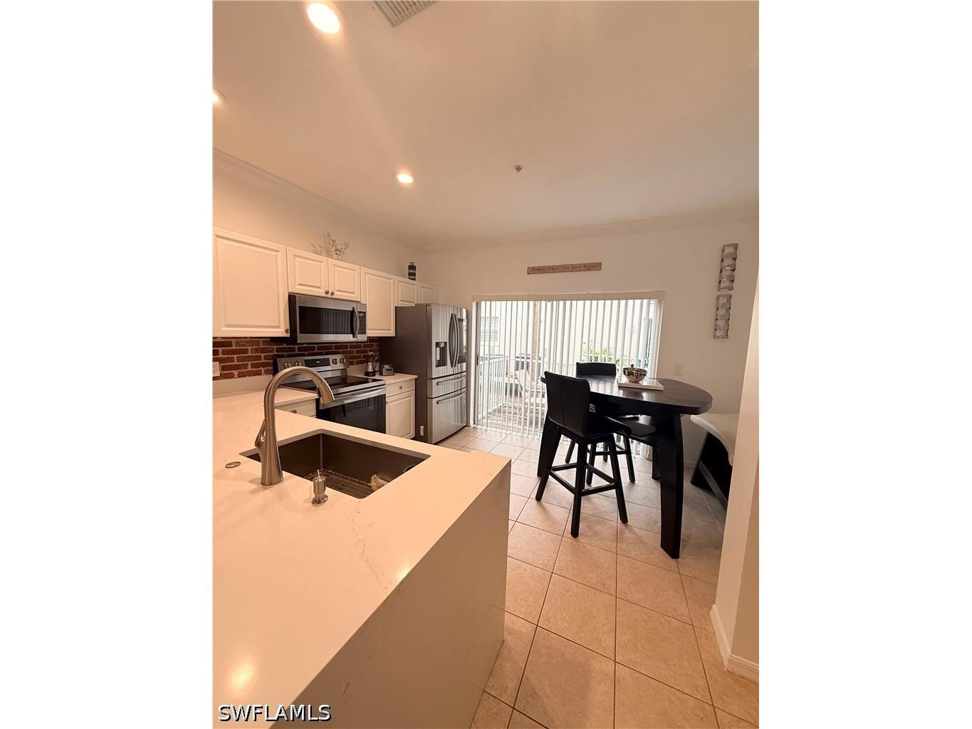 3298 Megan Lane #2 Naples FL 34109 226025056 image5