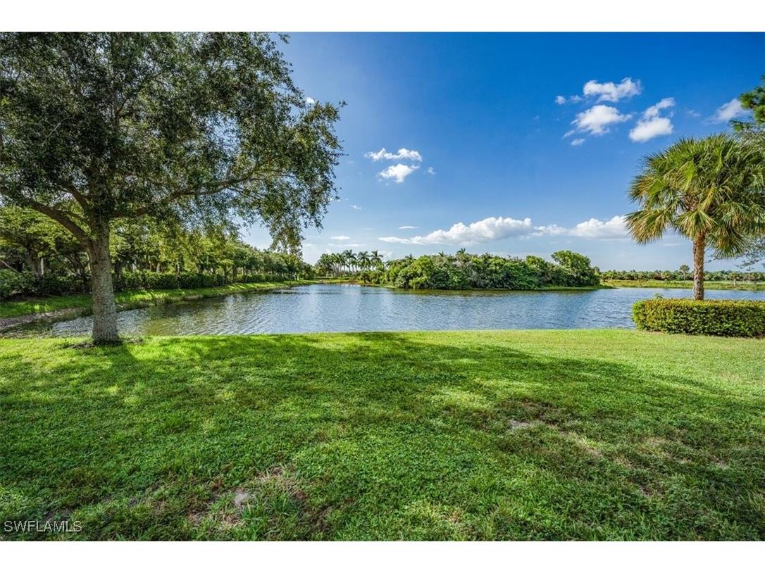 3299 Hyacinth Drive Naples FL 34114 225075586 image2