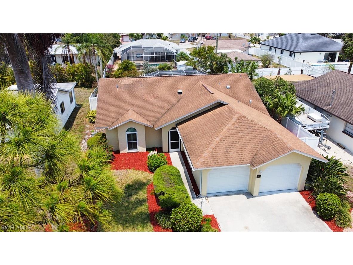 33 5th Street Bonita Springs FL 34134 223032831 image1