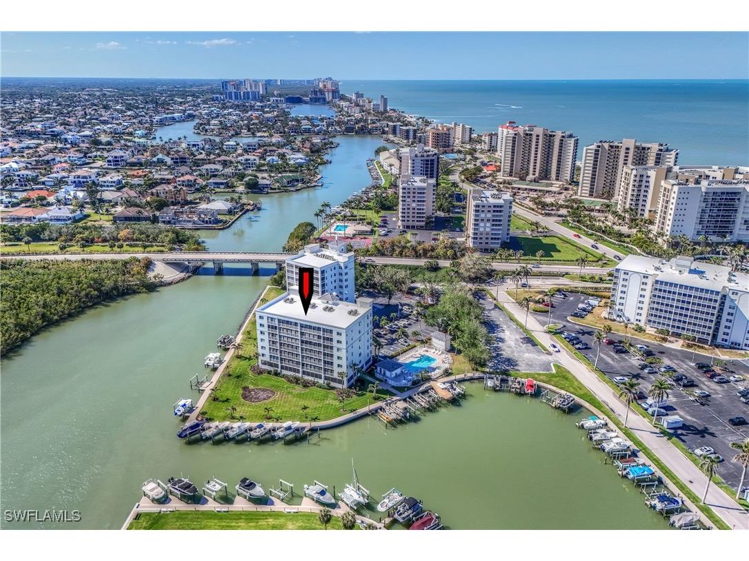 33 Bluebill Avenue #A404 Naples FL 34108 225037939 image1